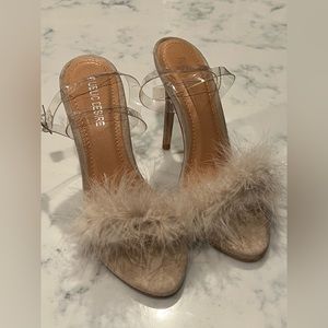 Public Desire Women's Feather Slippers High Heels Sandals size 4